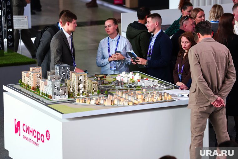 В Екатеринбурге представили макет будущего наукограда