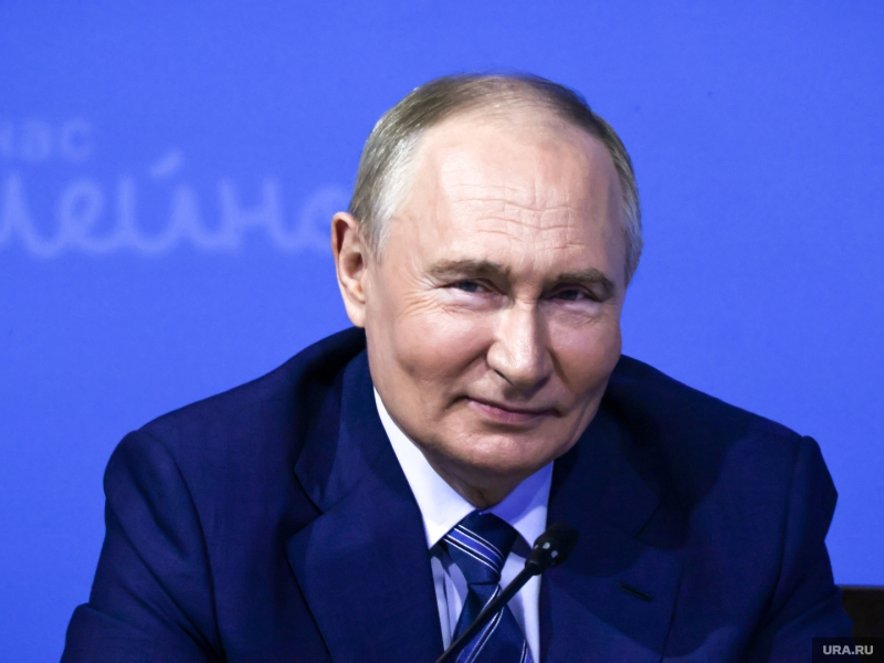 Путин одобрил новый план развития от Мишустина