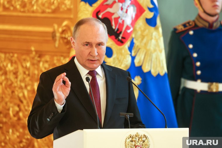 Путин одобрил новый план развития от Мишустина