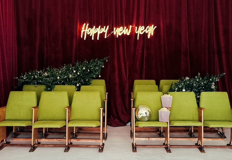 Ванна и елки на песке: чем удивляют пермяков фотостудии в преддверии Нового года. Фото, видео