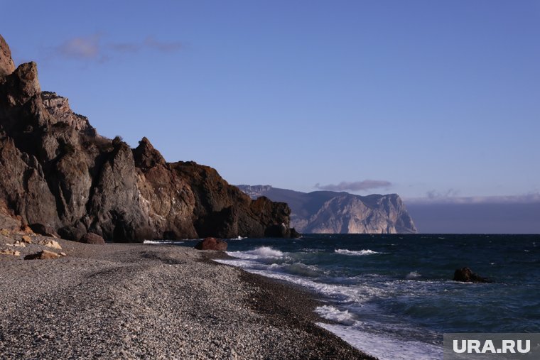 «Я когда смотрю на волонтеров, нервничать начинаю»: как в Крыму ловят мазут