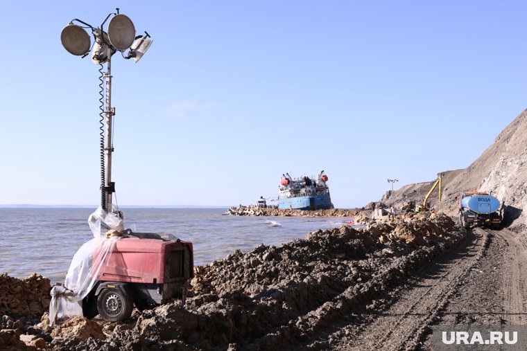 &laquo;Как вообще можно было выпустить его в море?&raquo;: что происходит с обломком &laquo;Волгонефть-239&raquo;