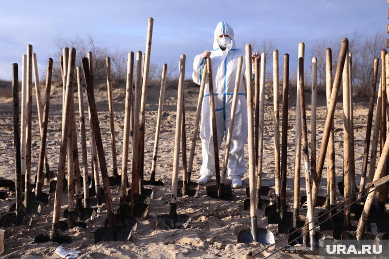 &laquo;Как вообще можно было выпустить его в море?&raquo;: что происходит с обломком &laquo;Волгонефть-239&raquo;