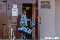 Власти призывают россиянок рожать, но закрывают роддома