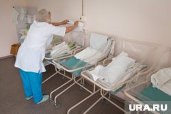 Власти призывают россиянок рожать, но закрывают роддома