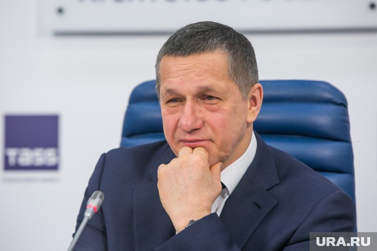 Воевал с Росселем и Трутневым, доверился жулику из США