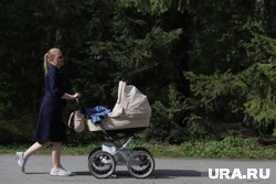 Губернаторы будут хитрить со статистикой ради KPI по рождаемости