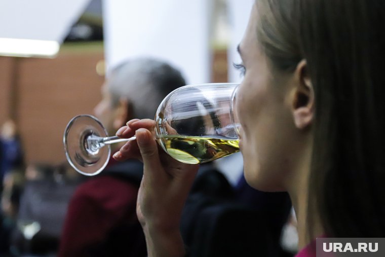 В России обвалились продажи импортного алкоголя