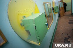 Четыре метра квадратных и шконка против личной квартиры: как содержатся редактор Аллаяров и сдавший его дядя