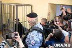 Громче некуда: как СМИ рассказали об обысках в URA.RU и аресте Дениса Аллаярова всей стране