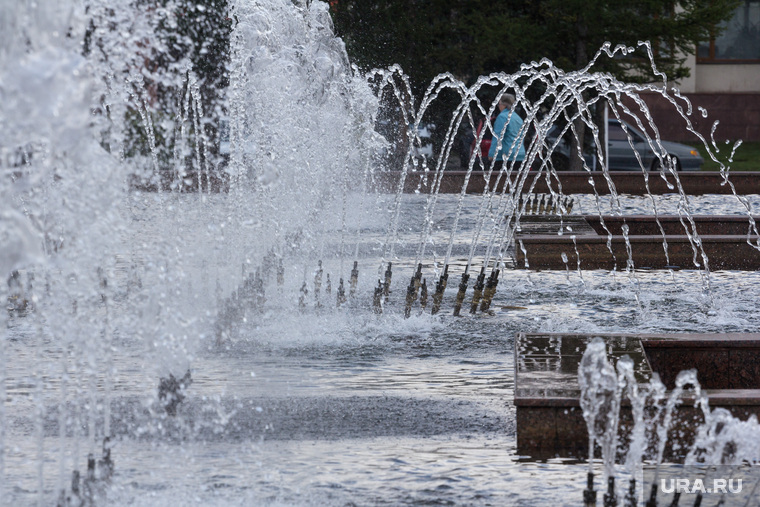 Пермские слухи: маргиналы захватили фонтан