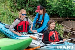 Плавали в пермских тропиках: журналисты URA.RU попробовали заняться каякингом и пакрафтингом. Фото, видео