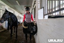 Не так просто, как кажется: журналист URA.RU из Перми попробовала себя в конном спорте. Фото, видео