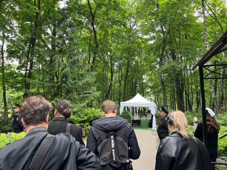 В Петербурге хоронят экс-министра транспорта Романа Старовойта: онлайн-трансляция