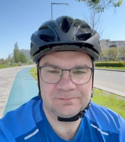 Знакомство с обезьянами, грибной улов и проба чак-чак: чем пермские политики хвастаются в соцсетях