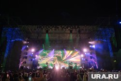 &laquo;Цой жив!&raquo;: пермский фестиваль &laquo;Ночь города&raquo; завершился выступлением легендарной группы &laquo;Кино&raquo;. Фоторепортаж