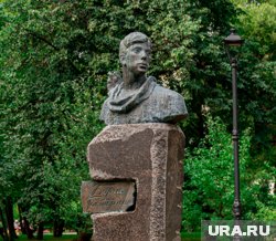 Топ-10 памятников выдающимся пермякам, которые нужно увидеть каждому туристу