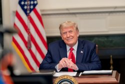 Трамп напугал Европу и Украину встречей с Путиным