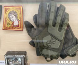 В Перми открылась выставка с личными вещами бойцов, которые помогли им выжить на СВО