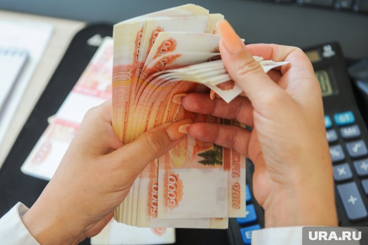 Что будет с рублем и ключевой ставкой осенью