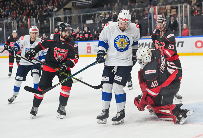 ХК &laquo;Молот&raquo; впервые одержал победу в новом сезоне