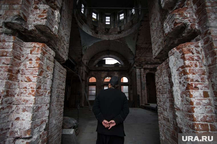 Пермские слухи: батюшка снял проклятие с юриста