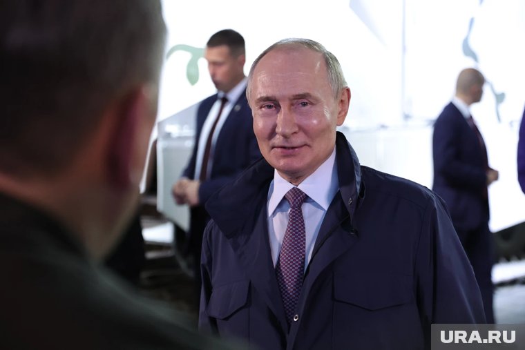 Путин проверил готовность новых российских самолетов